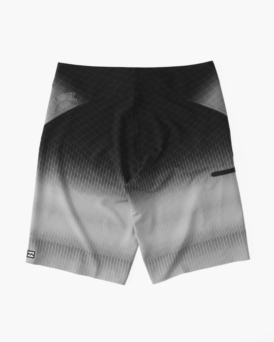 Men BILLABONG Boardshorts | Fluid Pro Performance Boardshorts 20"