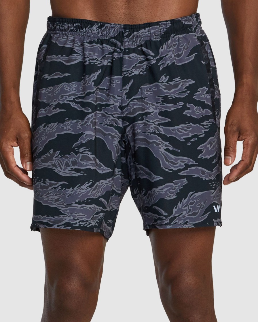 Men RVCA Shorts | Yogger Stretch 17