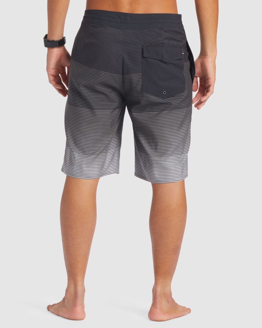 Men QUIKSILVER Boardshorts | Mens Pointbreak 20" Beachshorts