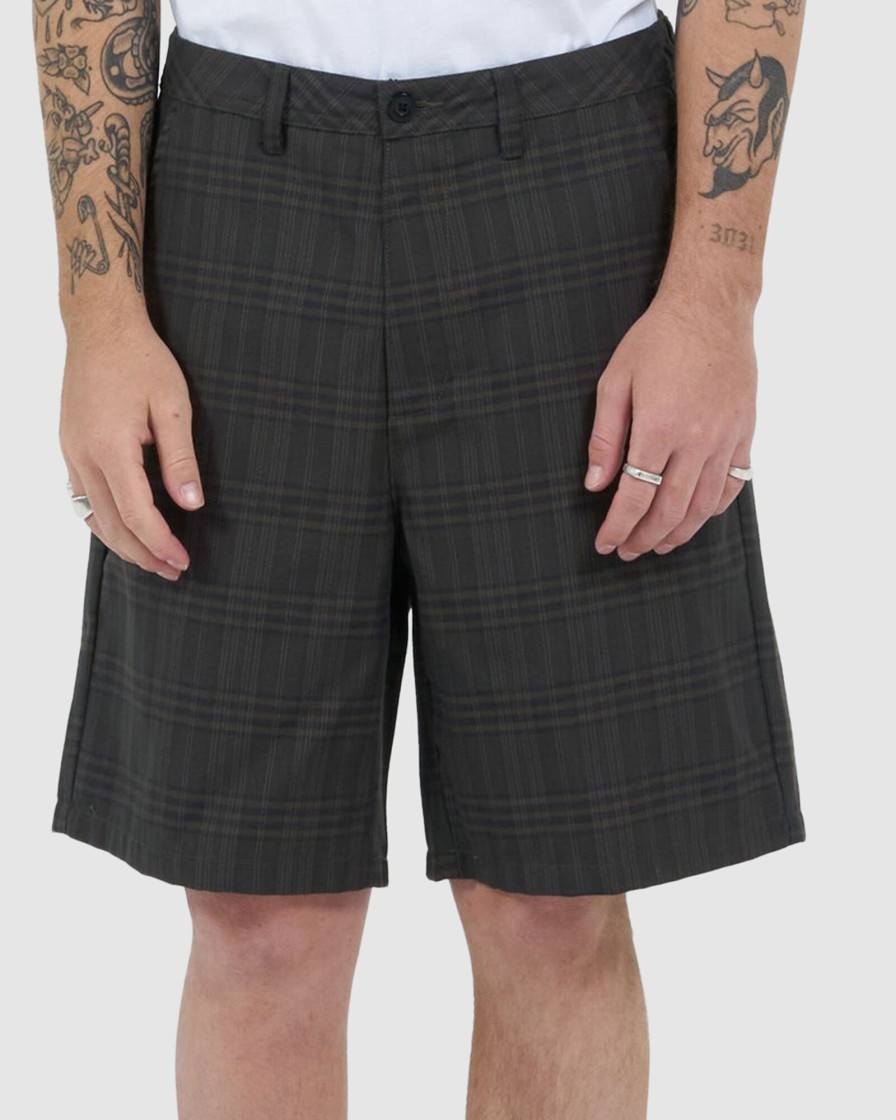 Men WORSHIP Shorts | Square Eyes Short