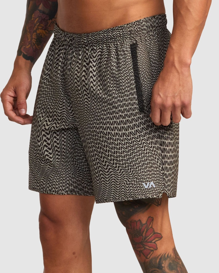 Men RVCA Shorts | Yogger Stretch 17