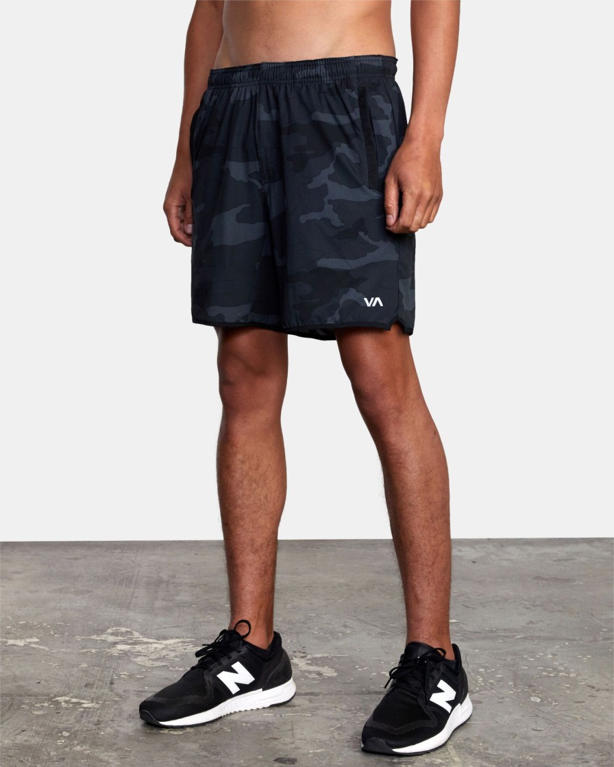 Men RVCA Shorts | Yogger Stretch 17