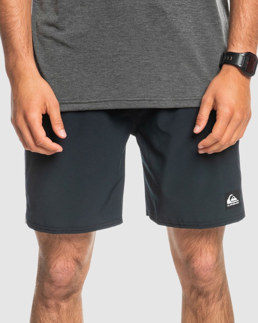 Men QUIKSILVER Boardshorts | Omni 17" Training Shorts