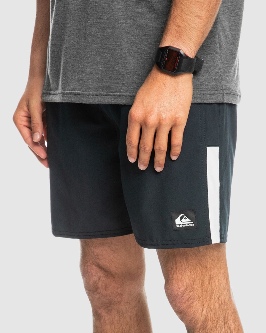 Men QUIKSILVER Boardshorts | Omni 17" Training Shorts